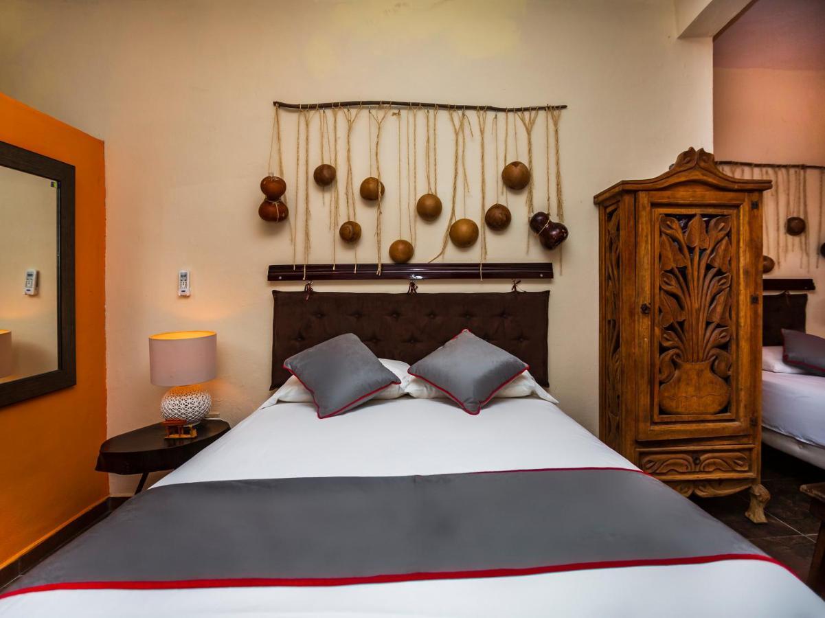 Casa Aluxes Hotel Valladolid  Eksteriør billede