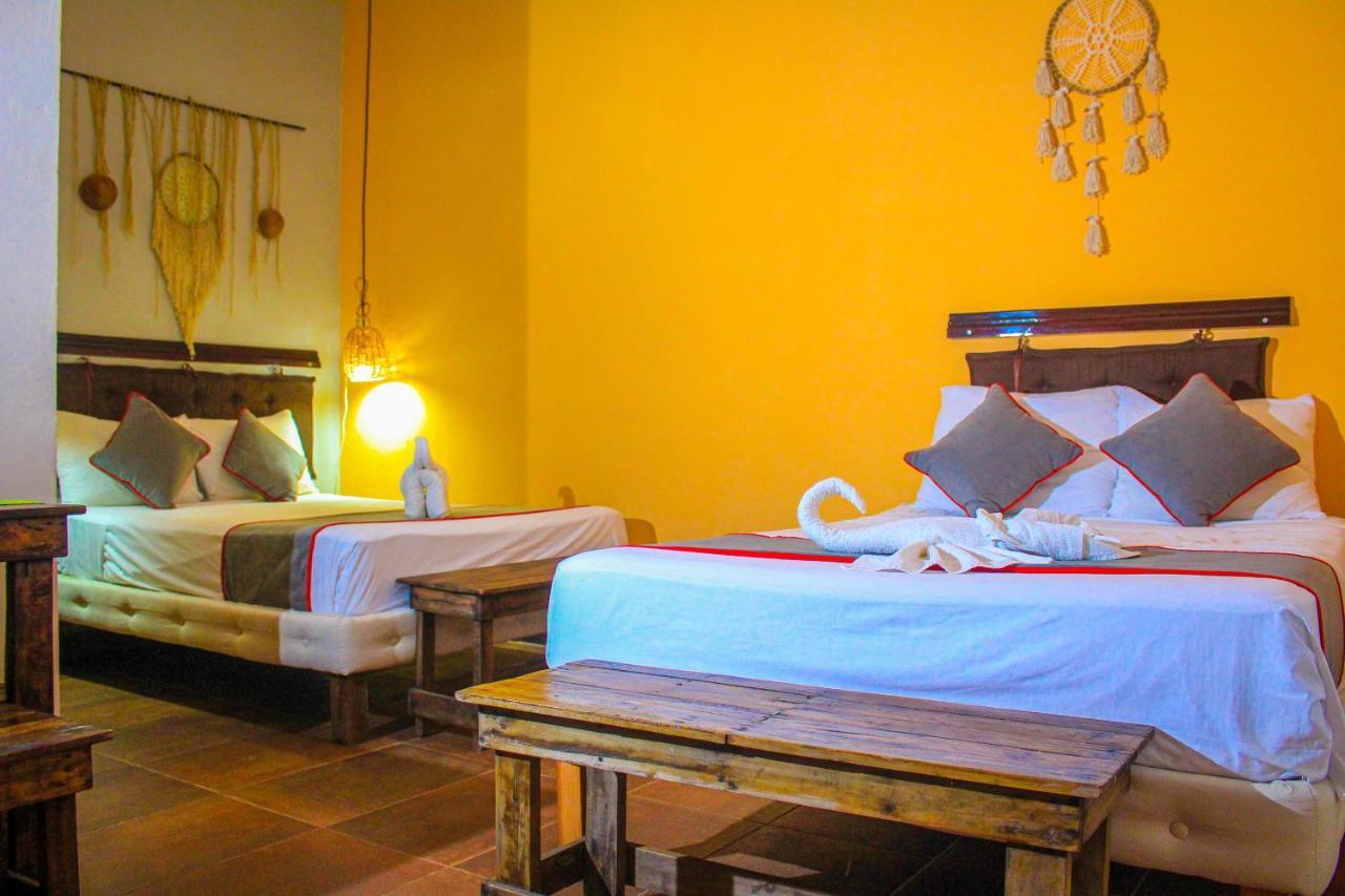 Casa Aluxes Hotel Valladolid  Eksteriør billede